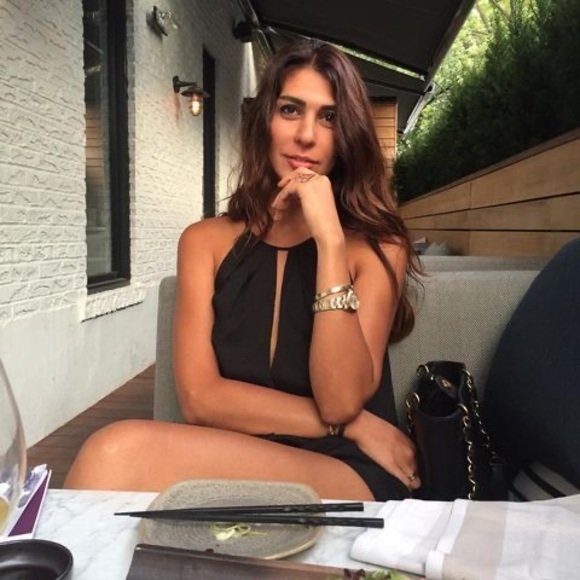 Meet your Posher, Atousa - Picture 1 of 1